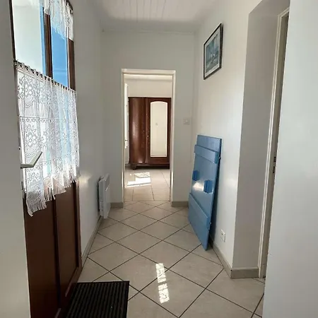 Ep000-02m 3 Pieces- 4 Couchages - L'Epine (Vendee)