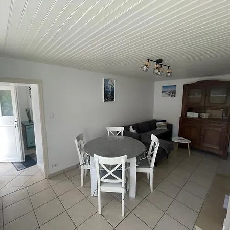 Ep000-02m 3 Pièces- 4 Couchages - L'Epine (Vendee)