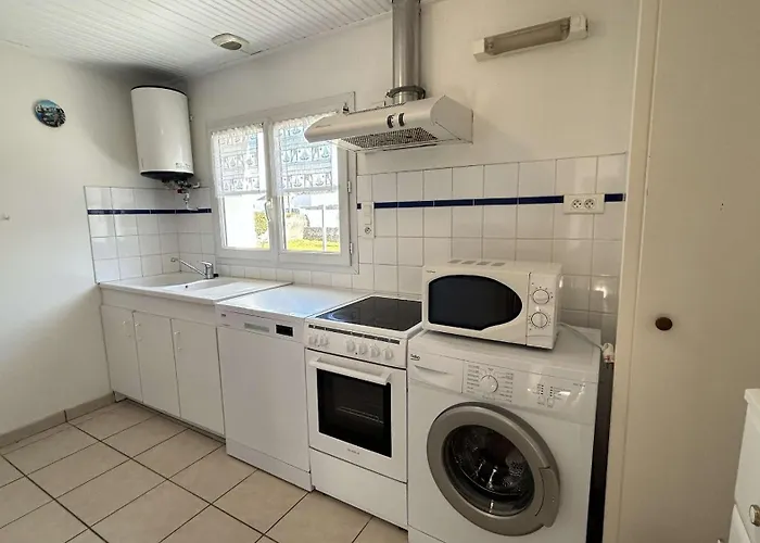 Ep000-02m 3 Pieces- 4 Couchages - Villa